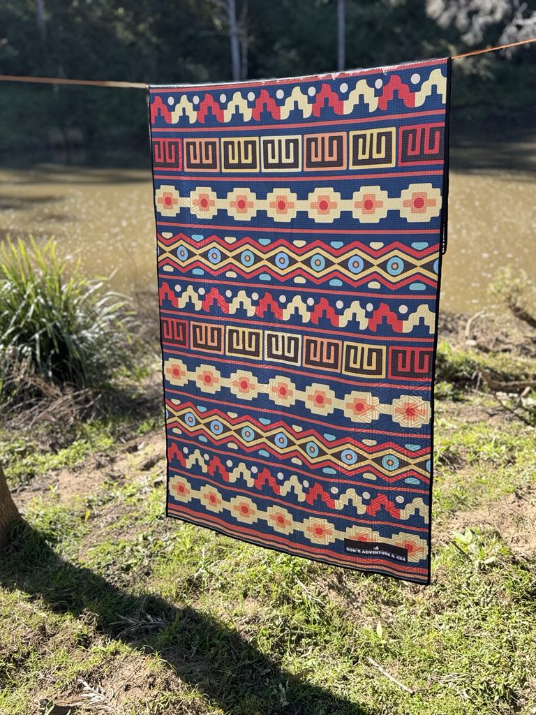 Load image into Gallery viewer, Sand Free Towel - Aztec
