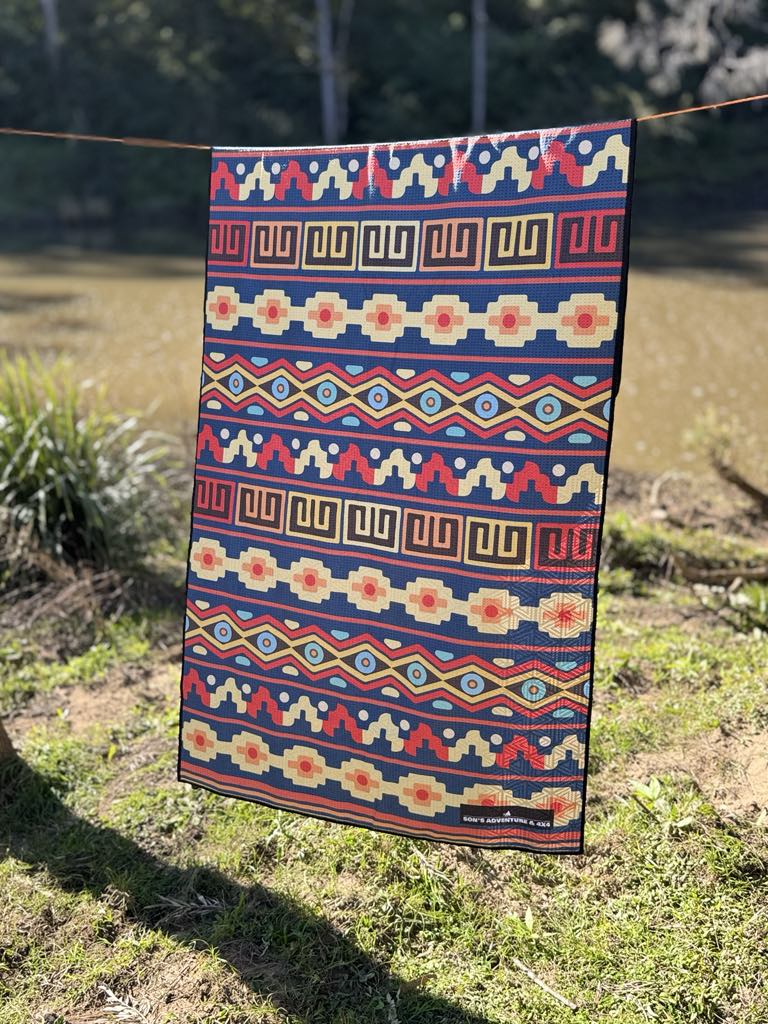 Load image into Gallery viewer, Sand Free Towel - Aztec
