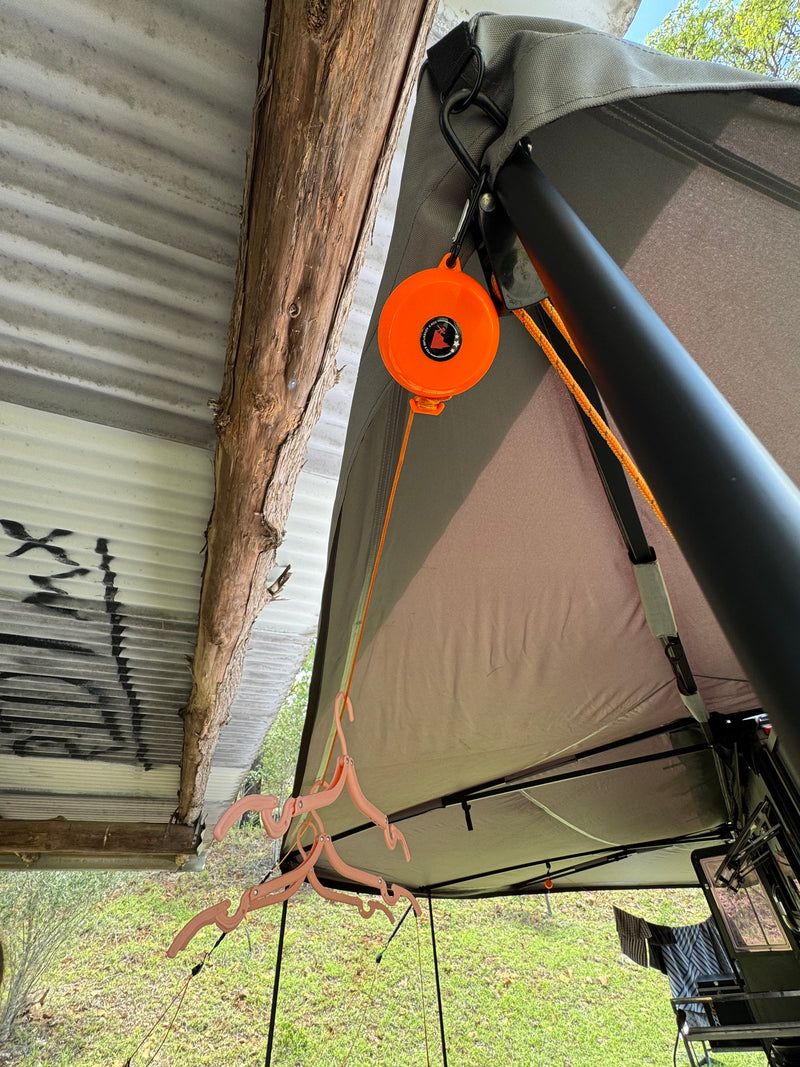 Load image into Gallery viewer, Best Camping Clothesline – Weather-Resistant &amp; Retractable
