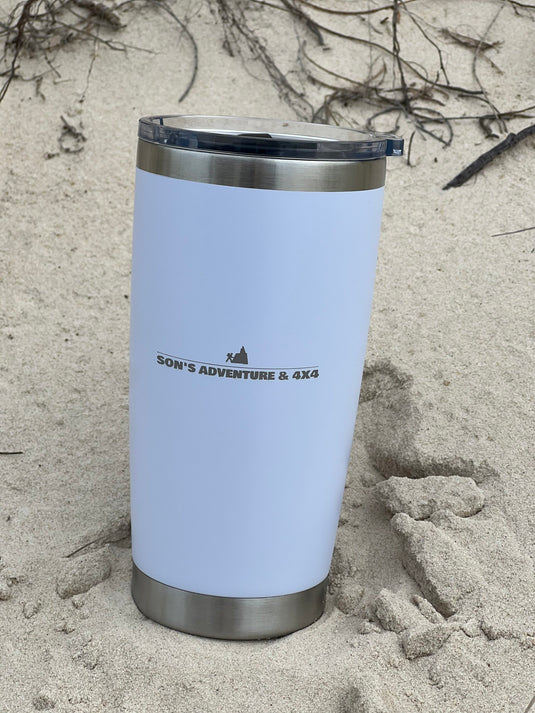 Double-walled insulated travel cup for hot and cold drinks