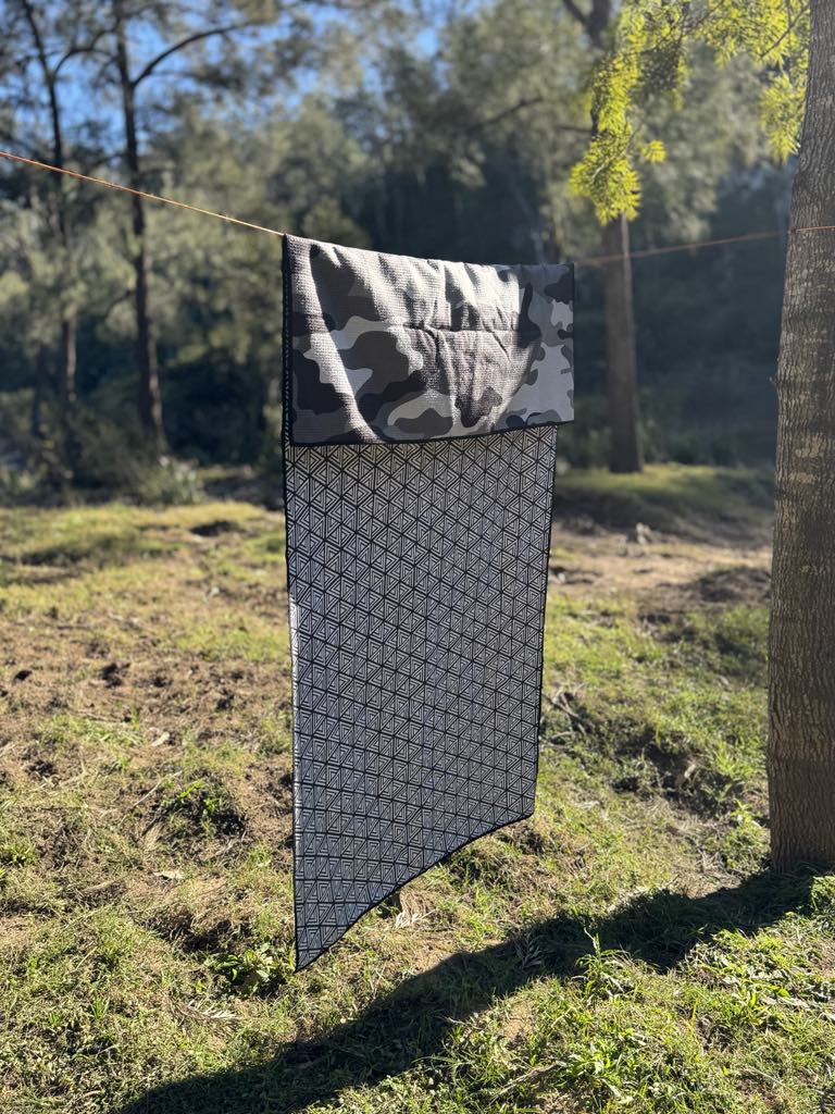 Load image into Gallery viewer, Sand Free Towel - Grey Camo
